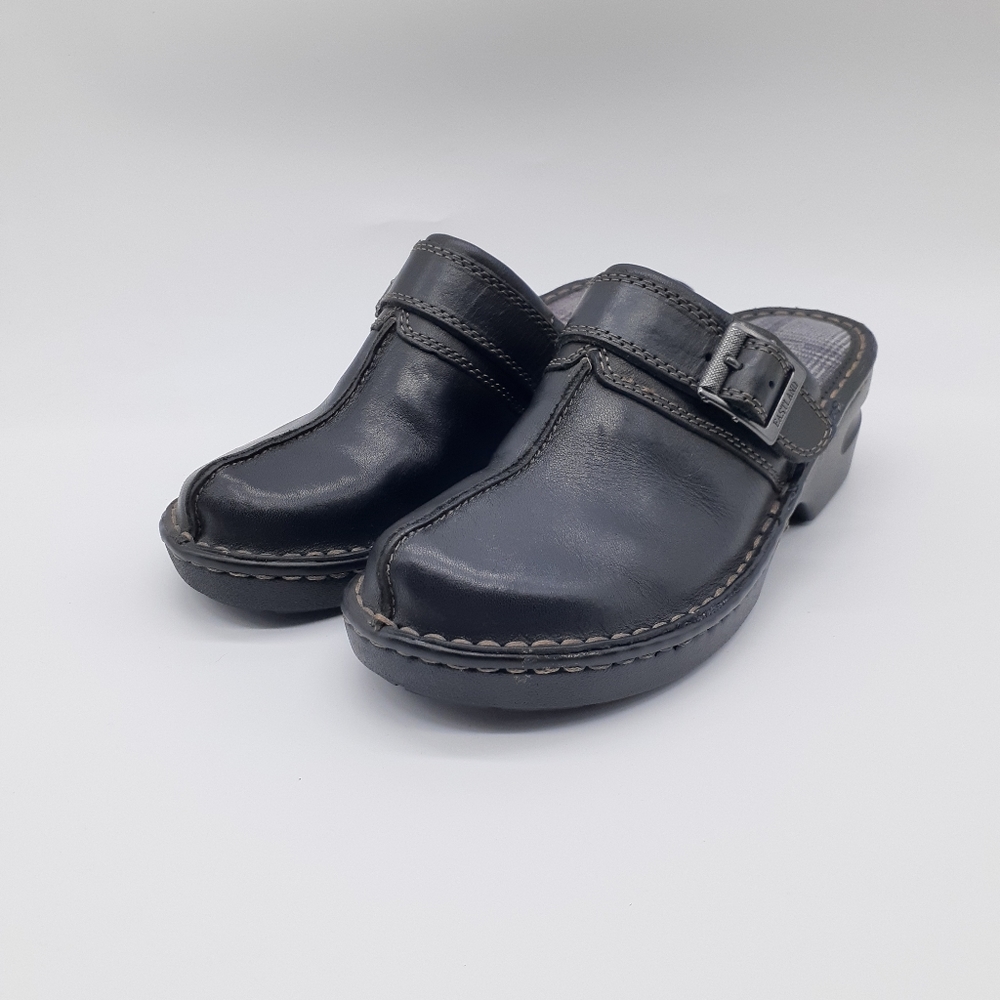 Eastland Mae Mules Black Leather Sz 6M Memory Foam Insoles